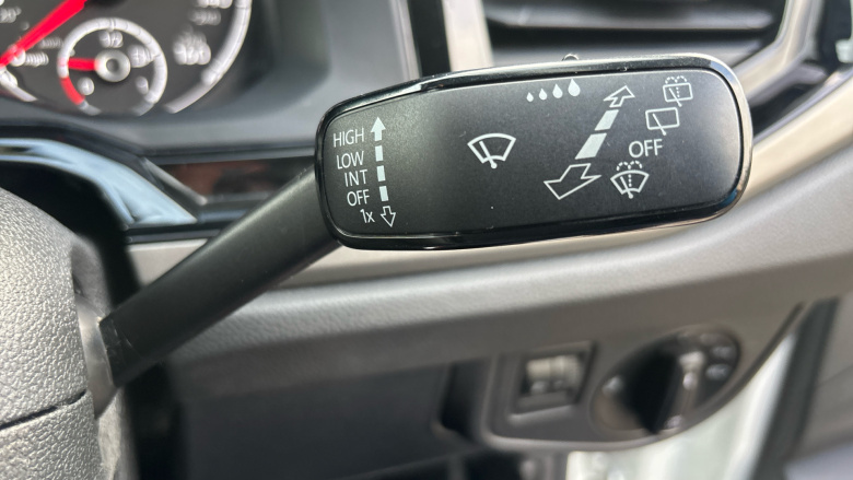 Volkswagen Polo 1.0 SE 5dr Petrol Hatchback